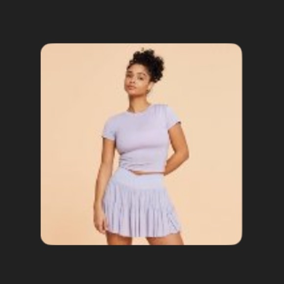 Blogilates reversible bow back short sleeve Top - Picture 3 of 7